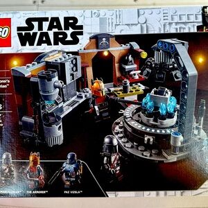LEGO Star Wars The Armorer’s Mandalorian Forge Set # 75319